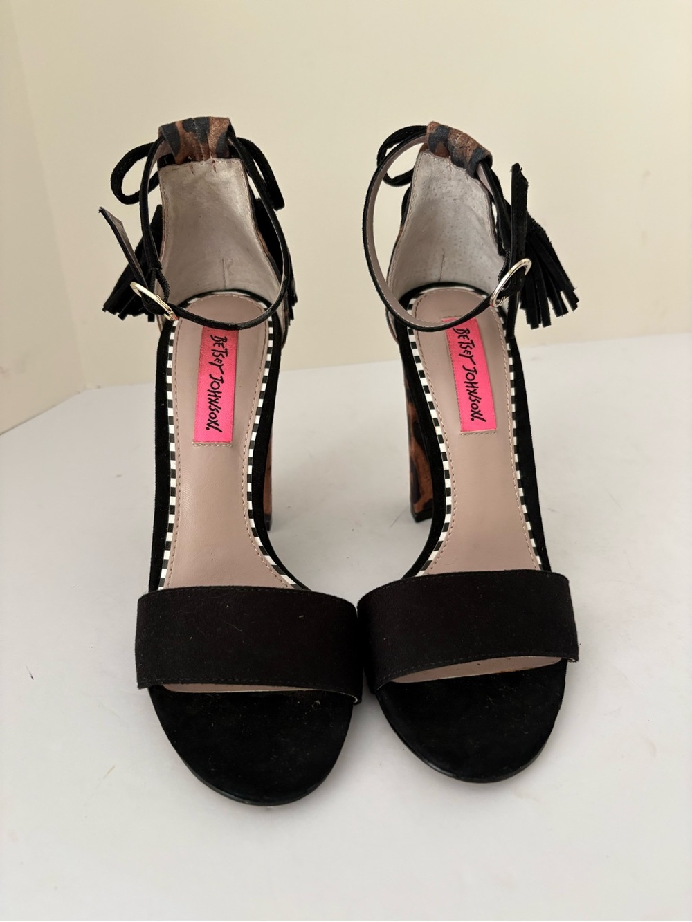 Betsey Johnson Rakko Leopard Print Block Heels. Black suede strap/tassels. Sz.6